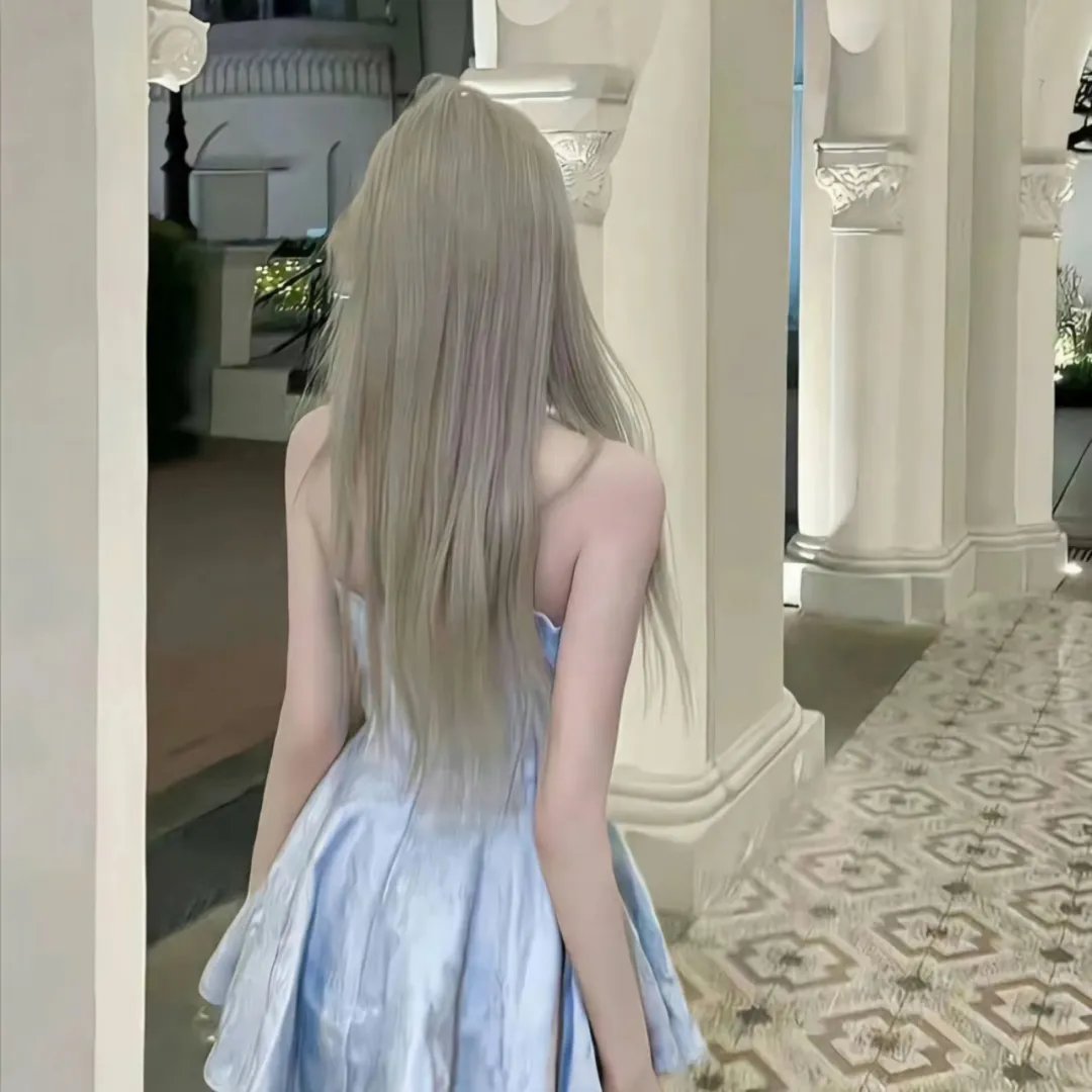 绝嗣帝王有崽啦!群臣欢呼雀跃